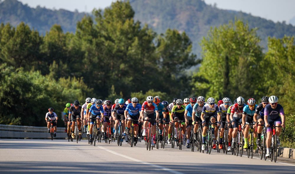 Akra Gran Fondo Antalya Pedals Turned In Kemer For A Good Cause (3)