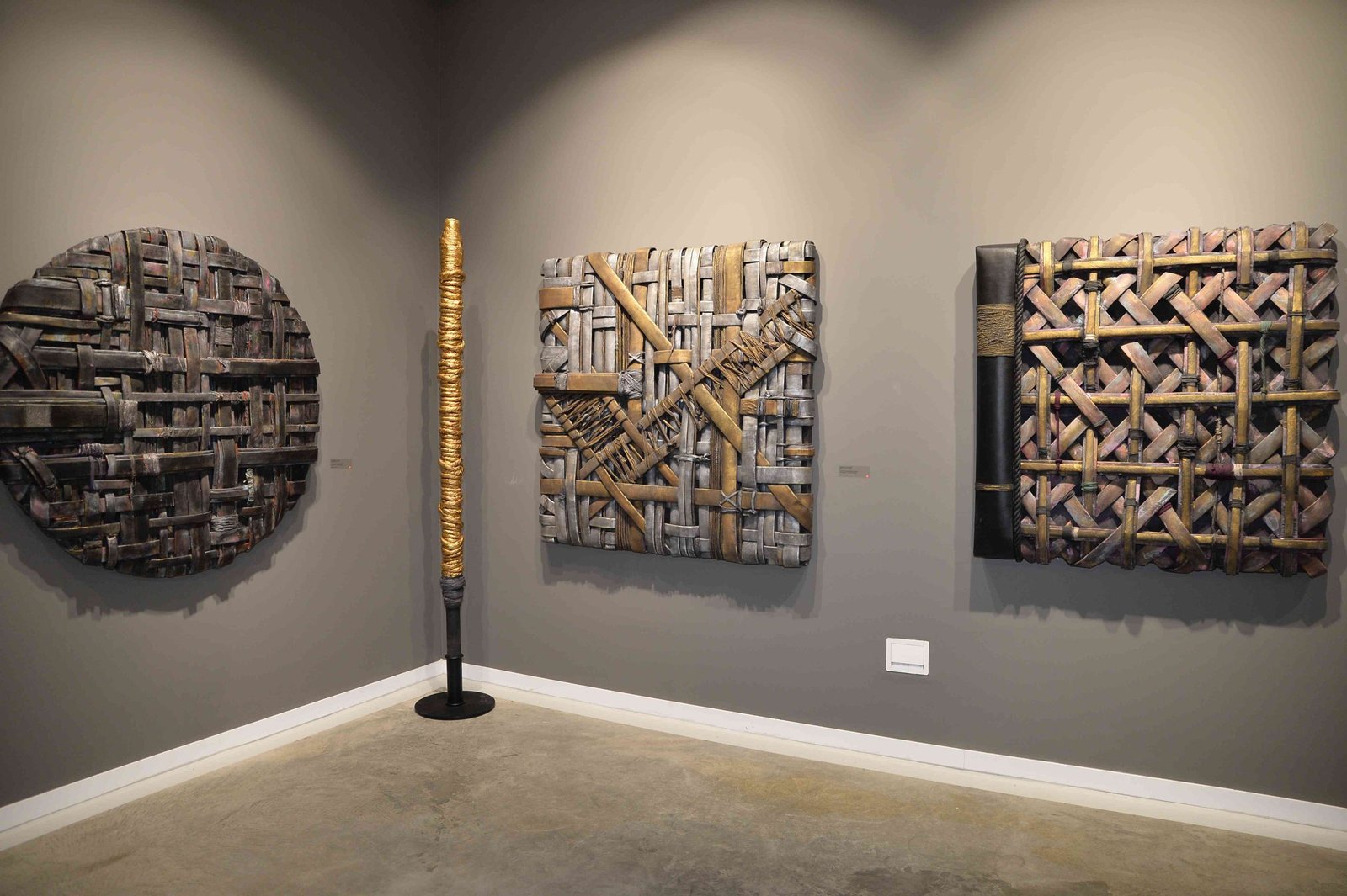 BUBİ RELIEF CAGES AND SCULPTURES EXHIBITION by Zeynep ÖZTÜRK (4) BUBİ RELIEF CAGES AND SCULPTURES EXHIBITION by Zeynep ÖZTÜRK (4)