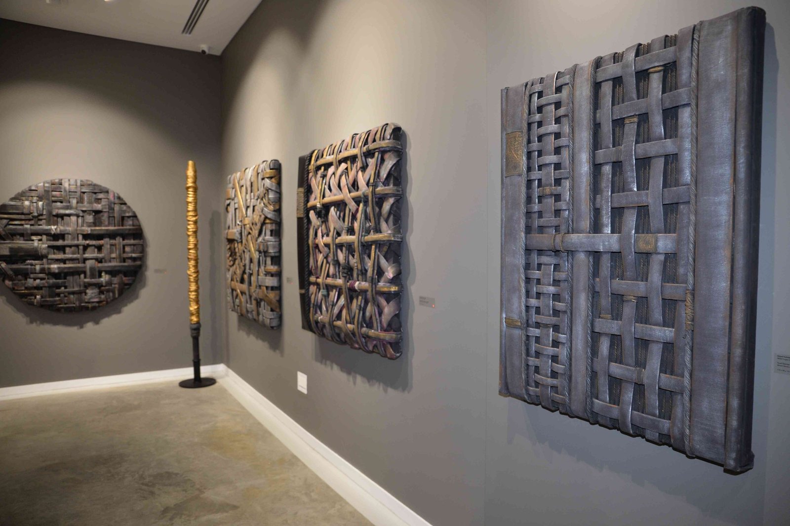 BUBİ RELIEF CAGES AND SCULPTURES EXHIBITION by Zeynep ÖZTÜRK (5) BUBİ RELIEF CAGES AND SCULPTURES EXHIBITION by Zeynep ÖZTÜRK (5)