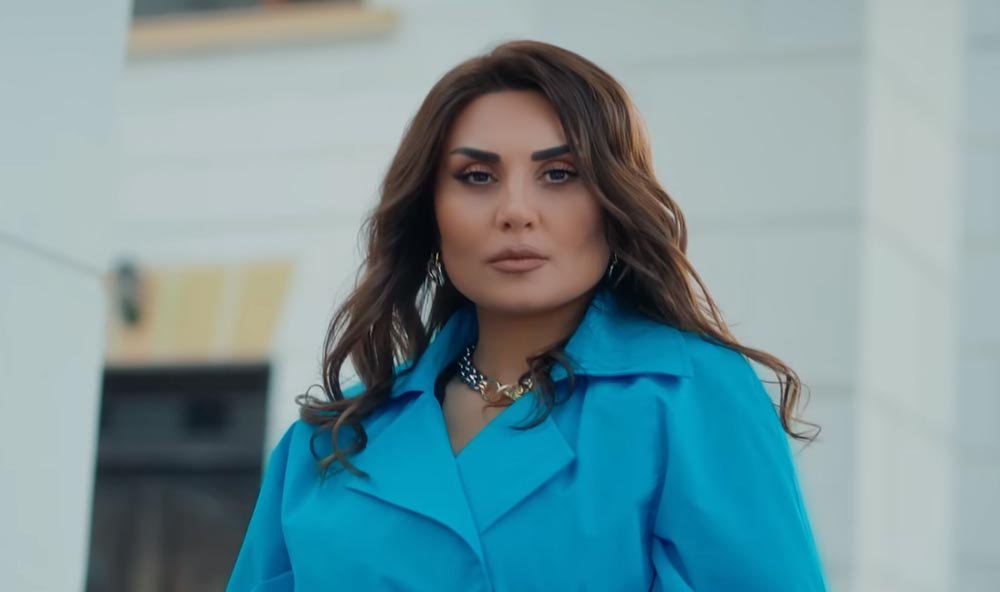 Şebnem Tovuzlu 'Siyah' is available on all platforms.