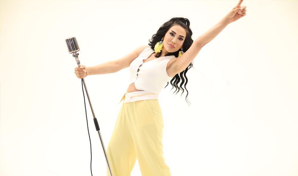 Hello to Summer with Uslanmıyor Bu Songül Özdemir (4)