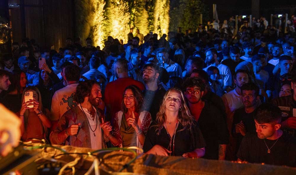 Espressolab Roastery An Extraordinary Encounter of Music and Coffee (6)