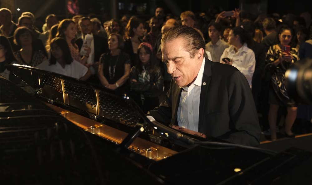 Son Akşam Yemeği Last Supper Film S Grand Gala Creates A Stir (3)