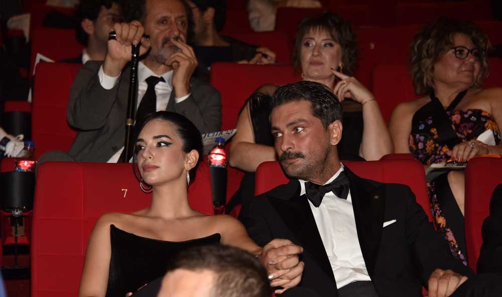 Son Akşam Yemeği Last Supper Film S Grand Gala Creates A Stir (4)