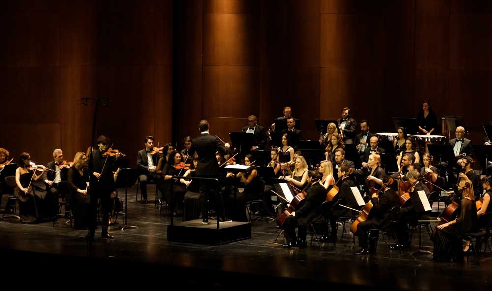 Daniel Lozakovich And İdso (istanbul State Symphony Orchestra) Signed A Night Filled With Art At Akm (atatürk Cultural Center) (1)