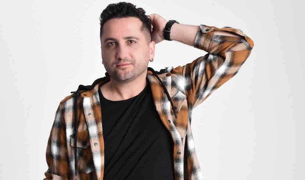 Rising Star In The Music Scene, Özkan Yavaş, Meets Fans With His New Song Söyle (4)